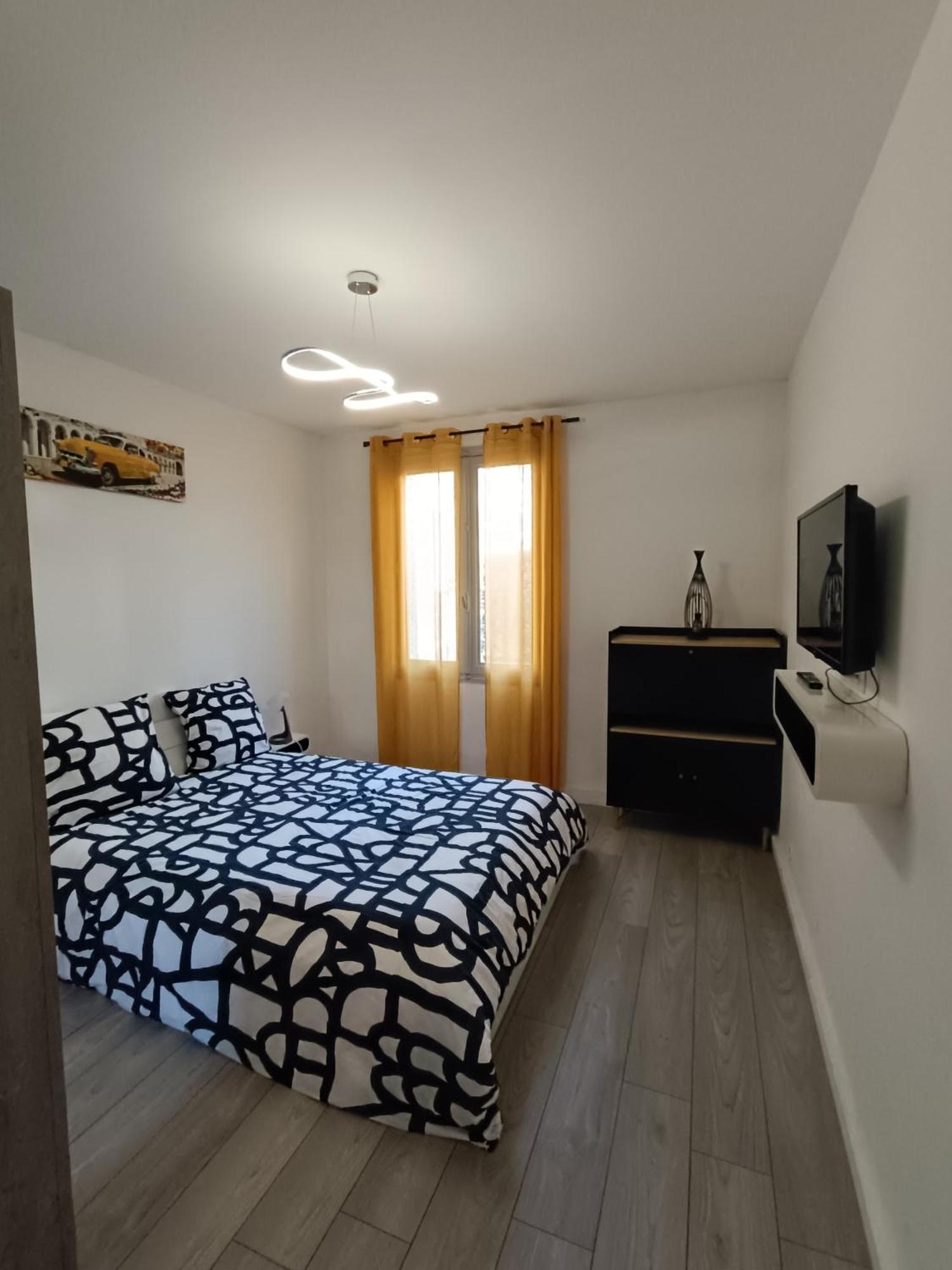 شقة Foras Urban Living A 2 Pas Du Festival كان المظهر الخارجي الصورة
